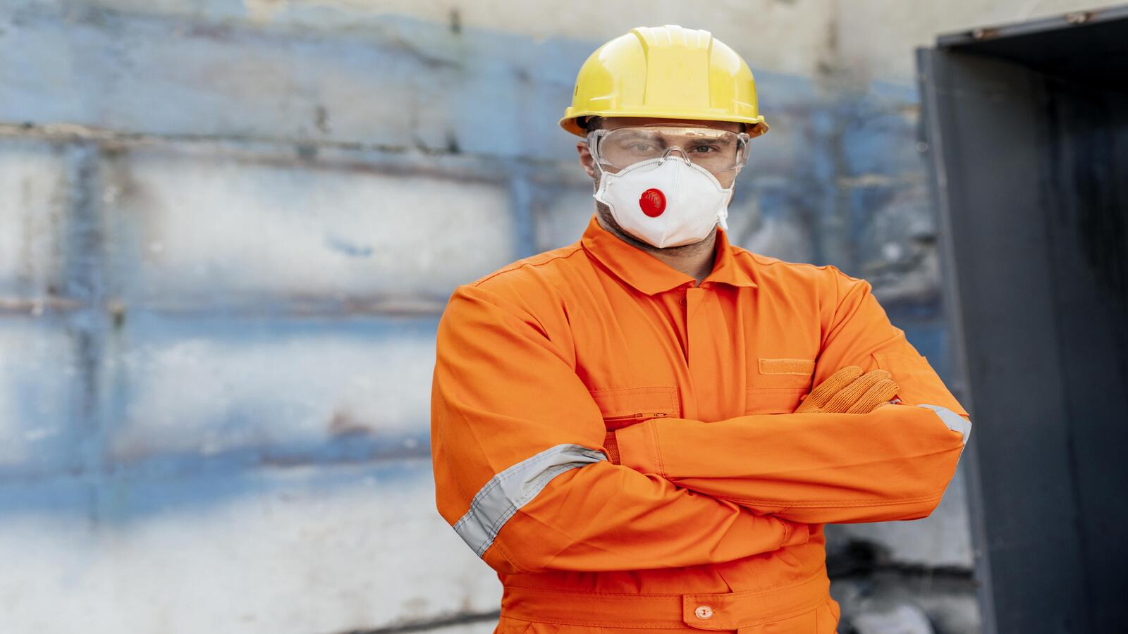 operador industrial confiante depois de proxedimentos padroes